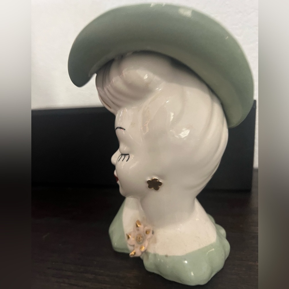 Mid Century Modern Ceramic Lady Head Vase - Picture 7 of 10